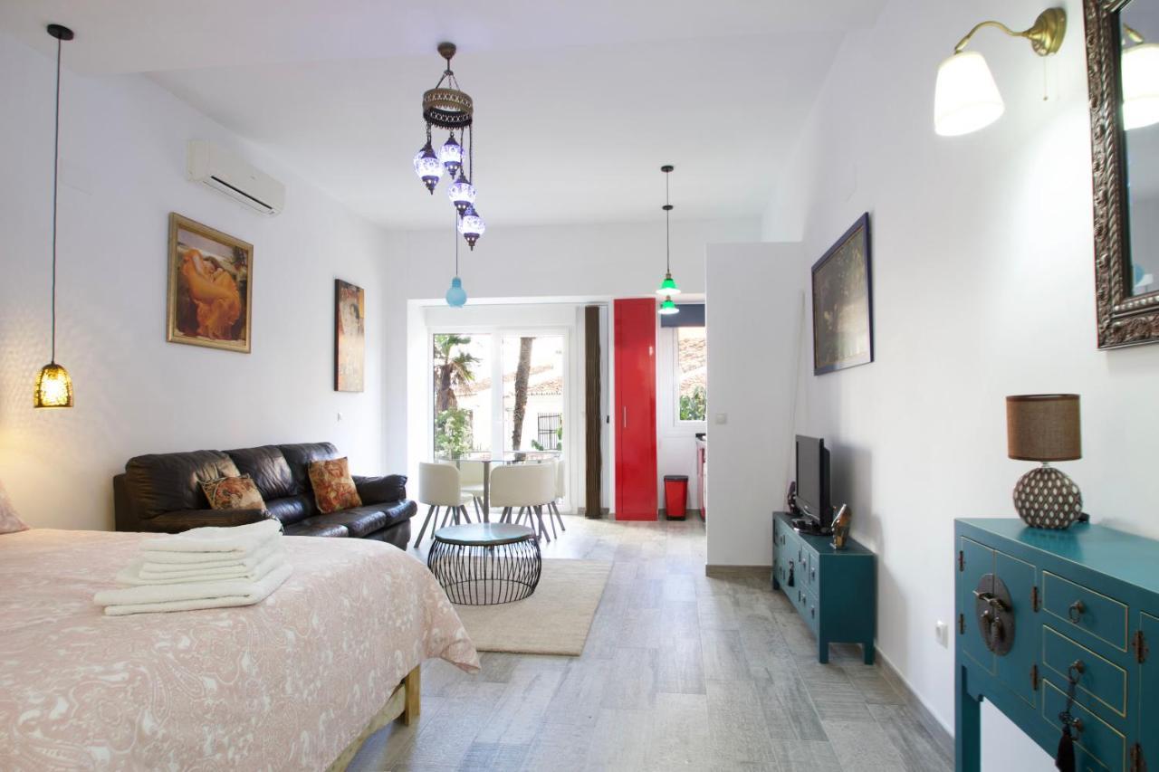 Spacious Studio In The Heart Of La Nogalera Torremolinos Exterior photo